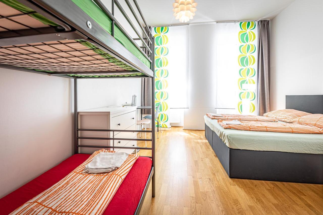Ley Apartments Виена Стая снимка