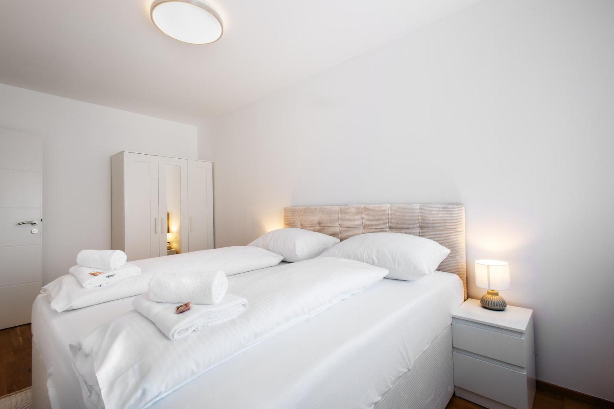Ley Apartments Виена Стая снимка